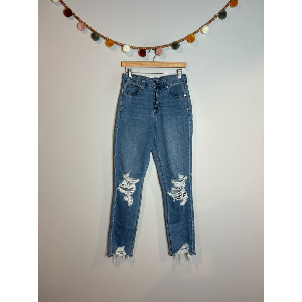 American Eagle distressed ripped knee Mom Jeans
